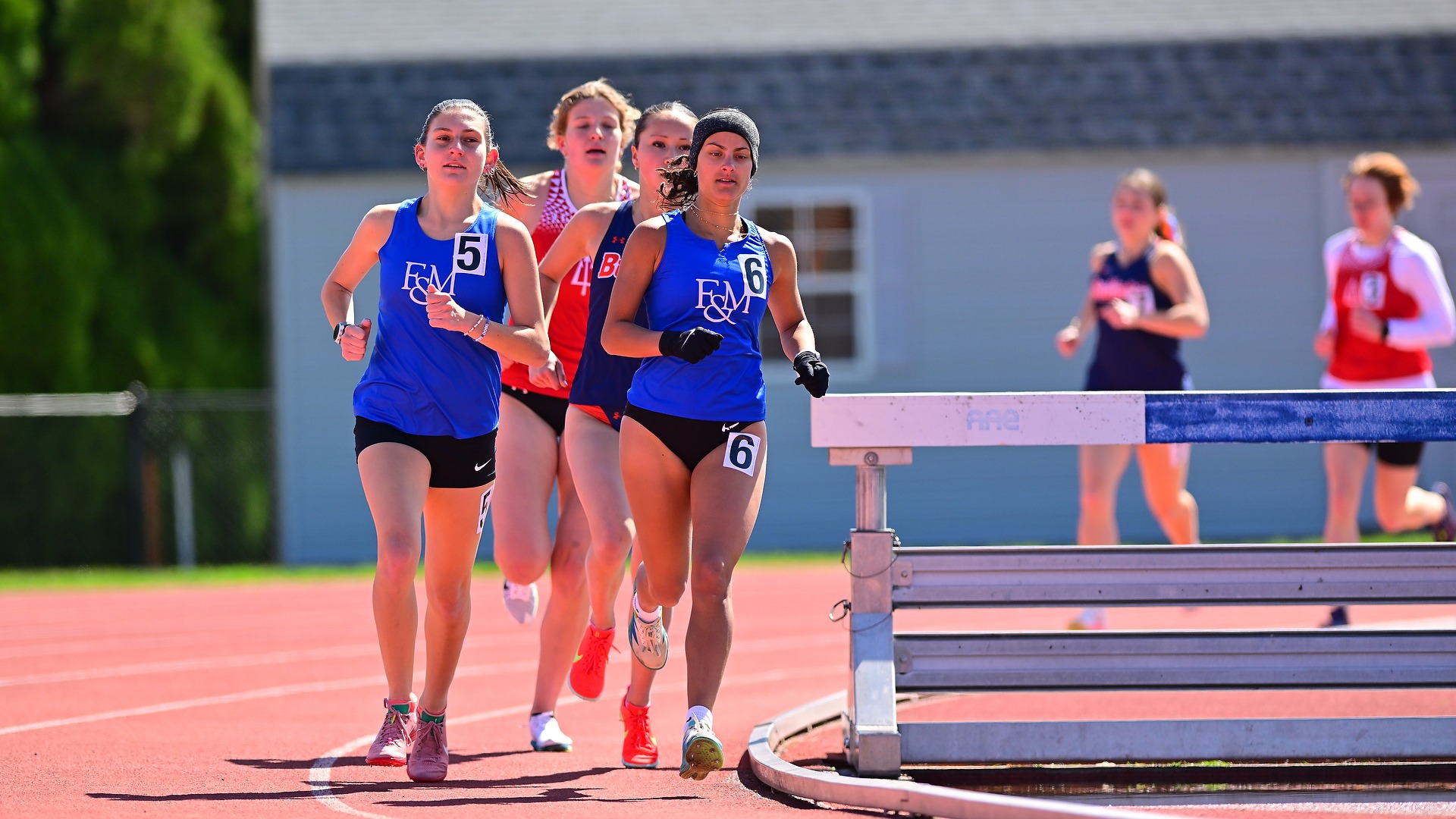 Women's T&F Little 3 Win