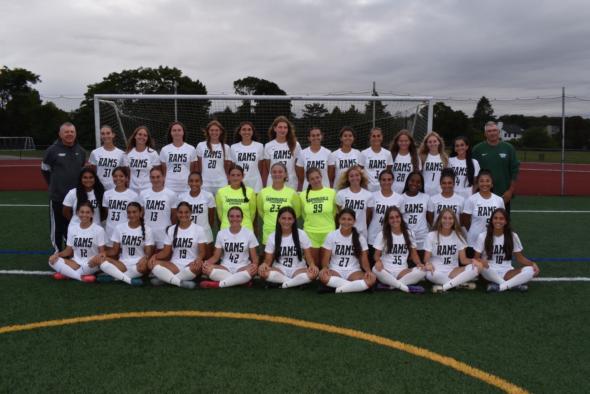 2025 Women's Soccer Team Photo
