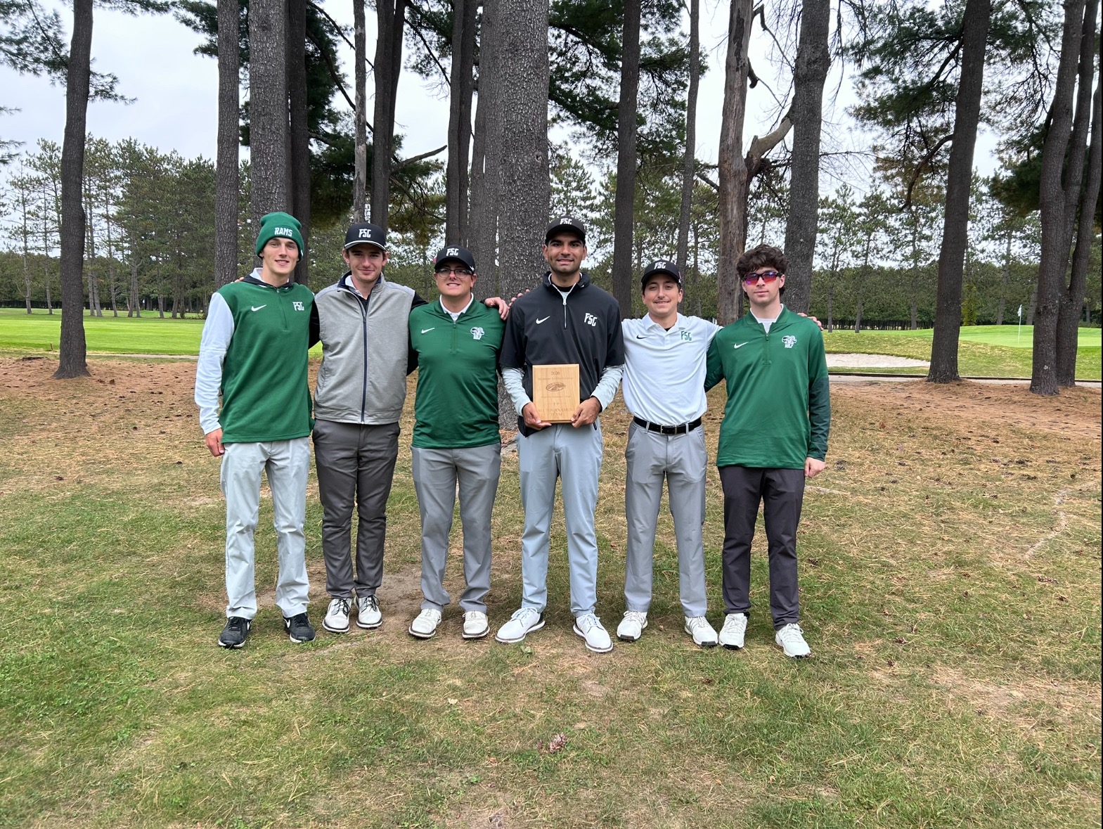 2026 Men's Golf - Skidmore Invitational team pic