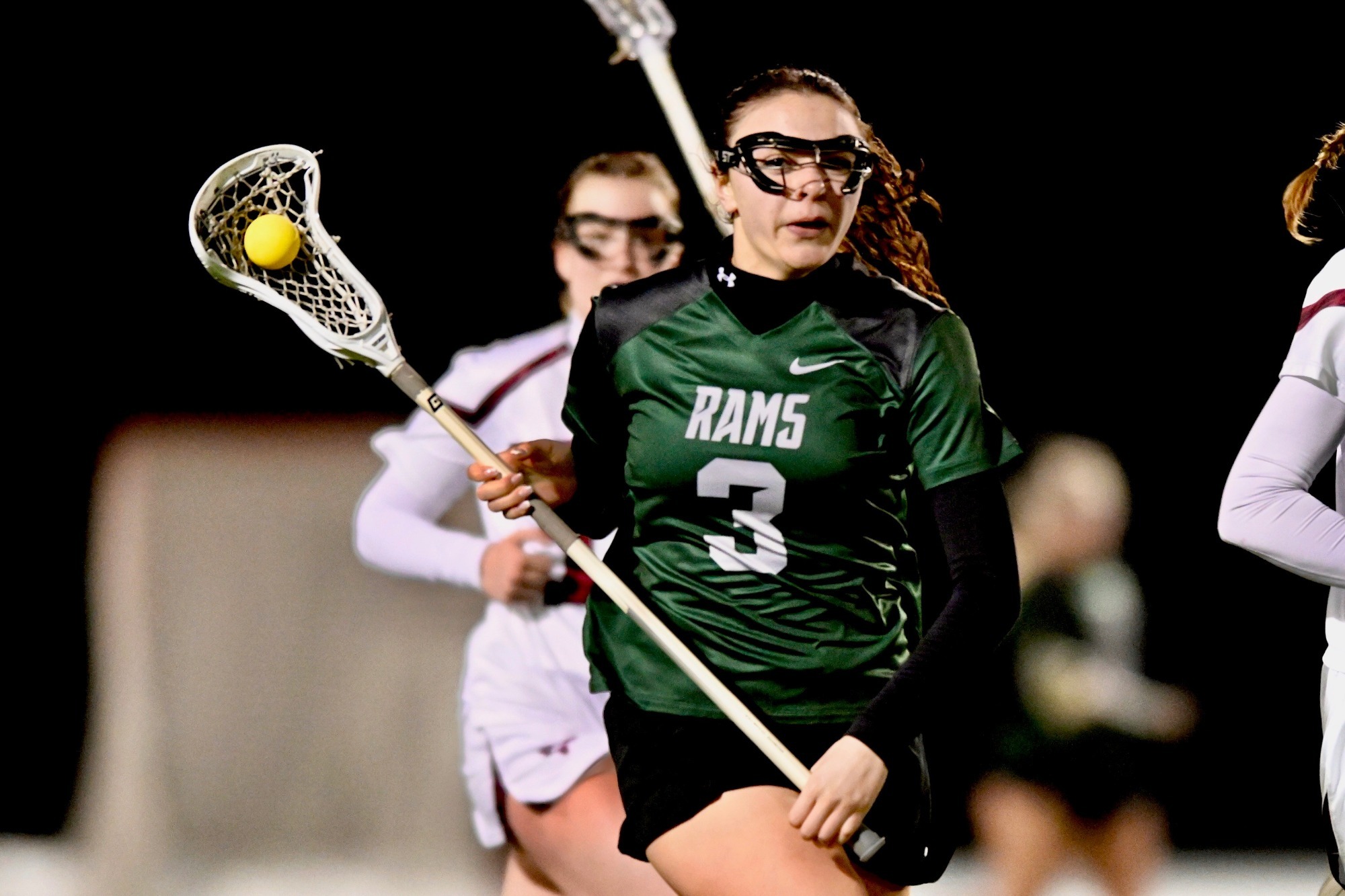 Rylee Valenzano running with the ball