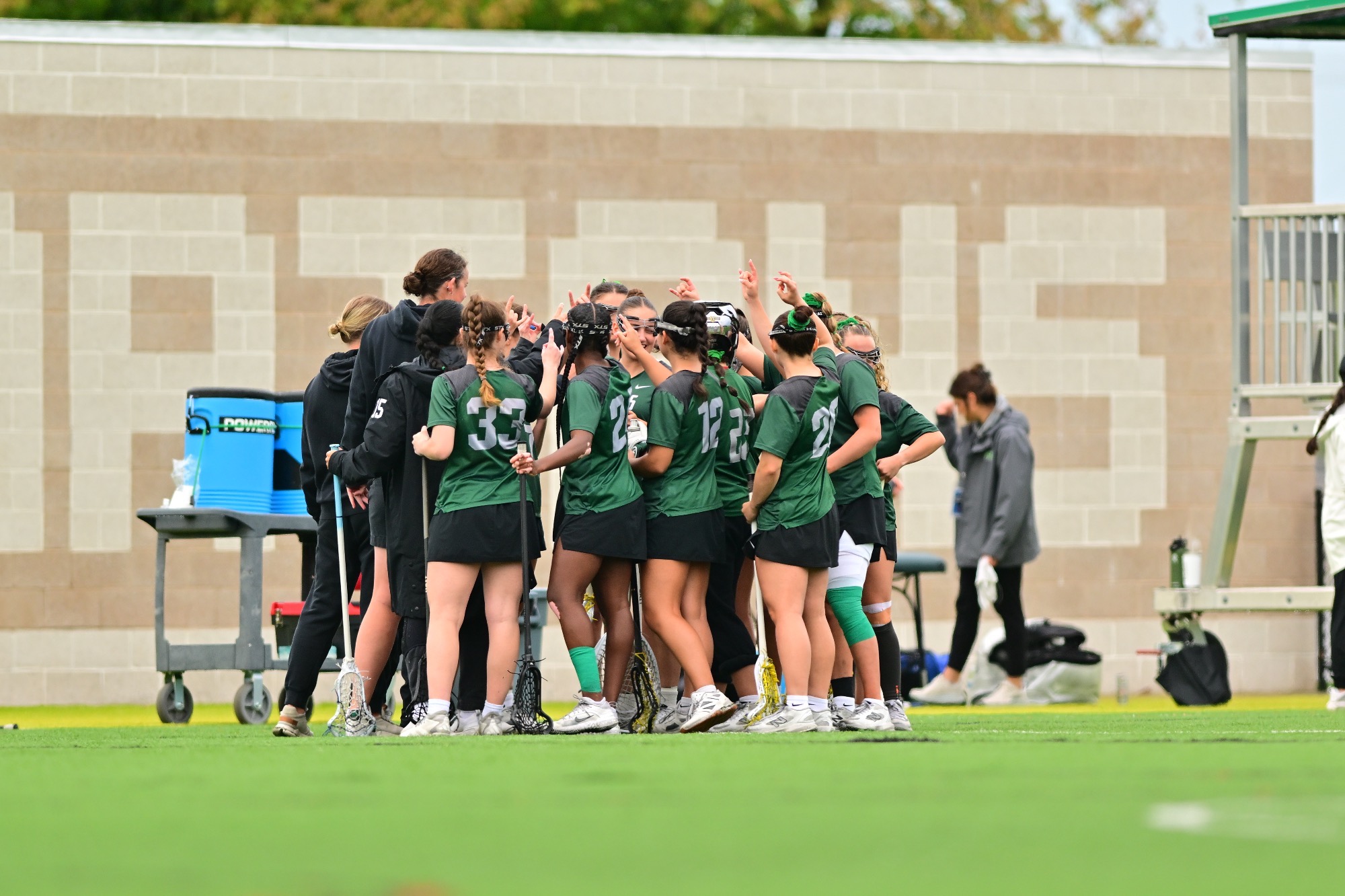 2026 NCAA Women's Lacrosse Championship - Team huddle