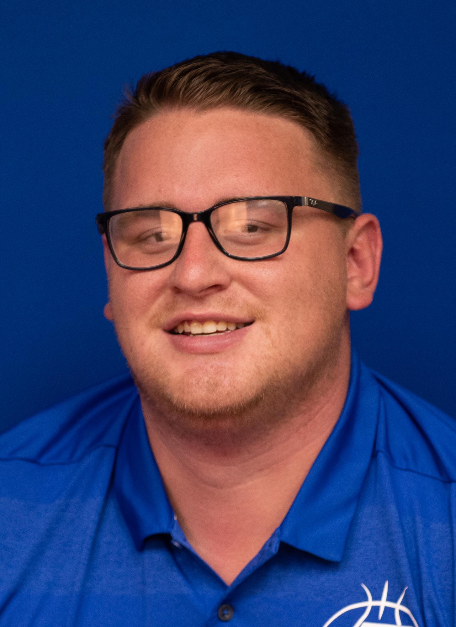 Tyler Franks Headshot 20-21