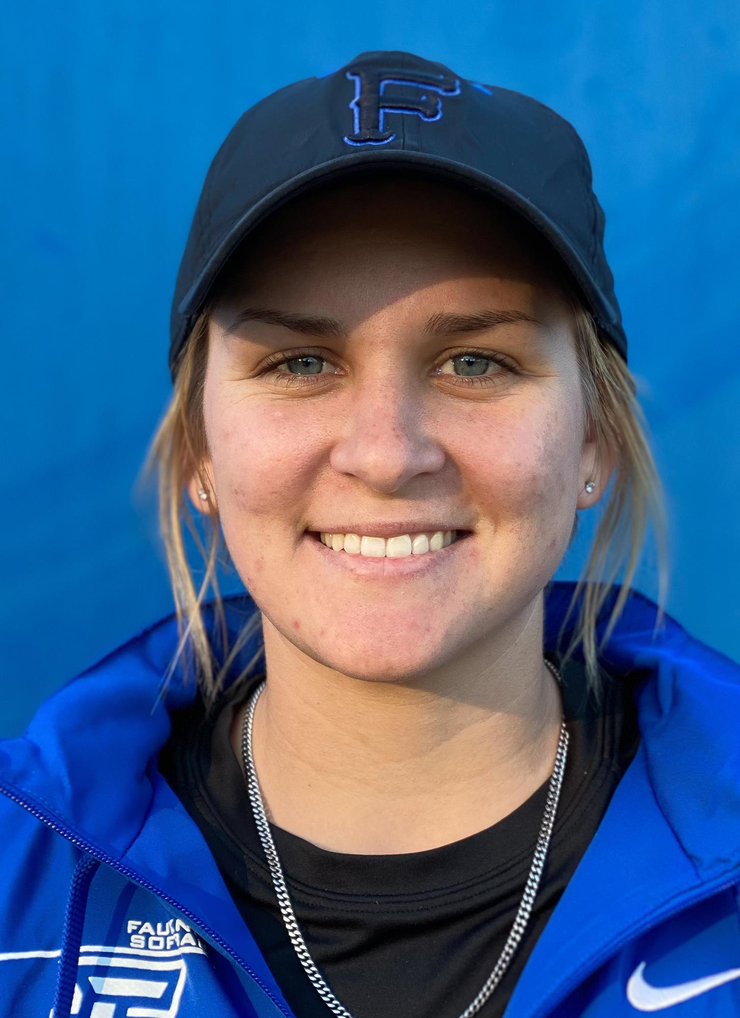 Kendall Bennett Headshot 22