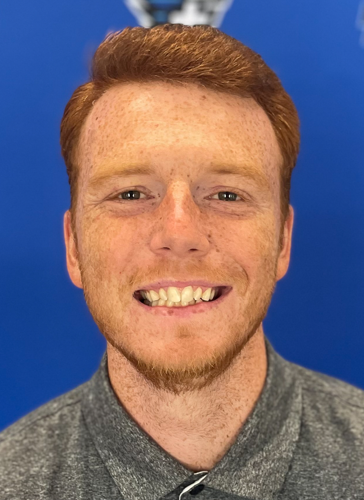 Taylor Holmberg Headshot 22
