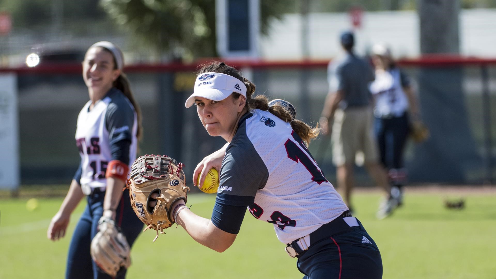 Lauren Whitt Softball Florida Atlantic University Athletics