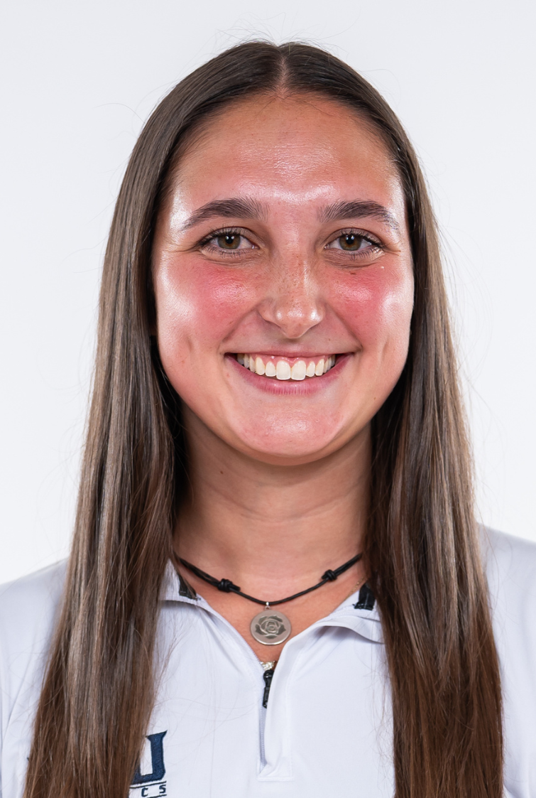 Erin Kay_Headshot