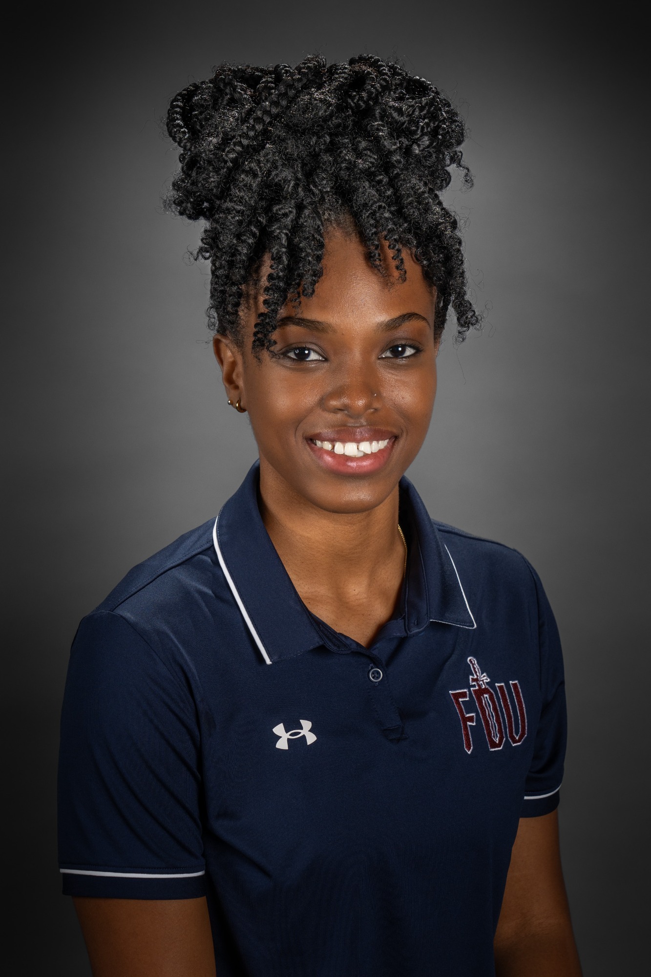 Aquila St. Louis headshot