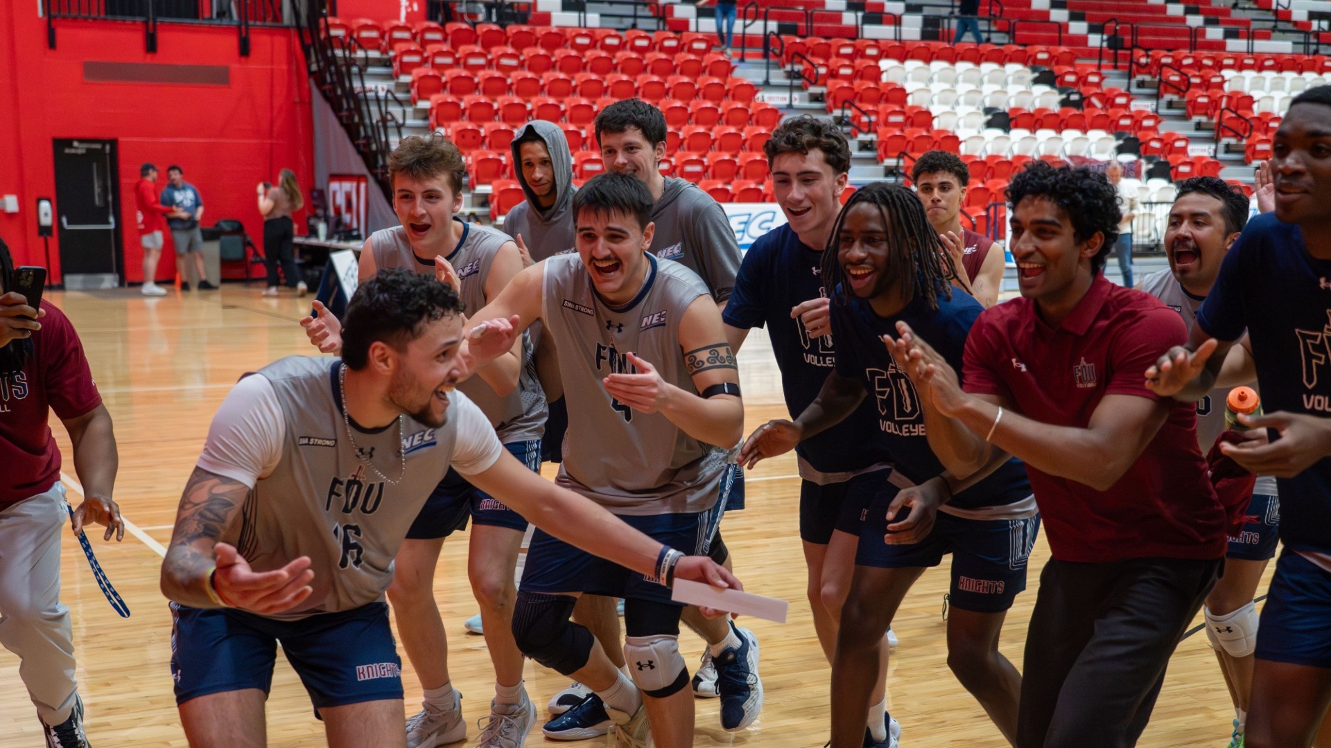 MVB Semis W