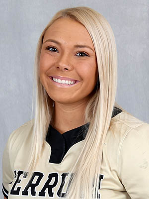 Breanna Weaver Headshot