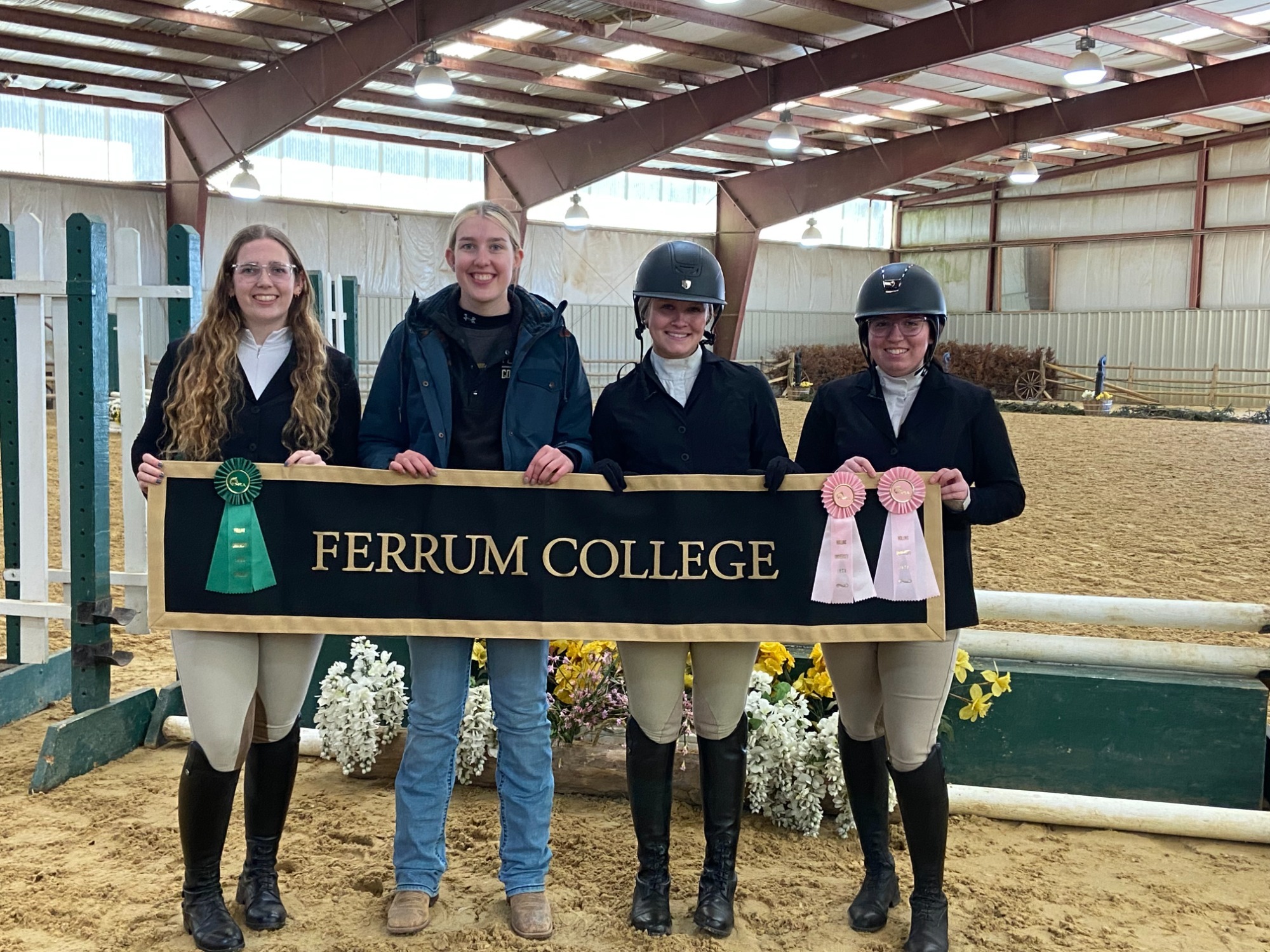 Ferrum equestrian team at Hollins IHSA Show.