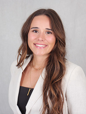 Assistant Softball Coach Courtlynn Cooney