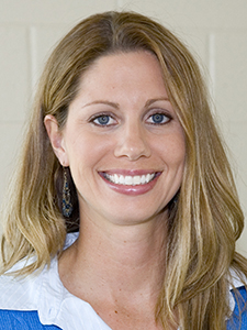 leann freeland 2006-07 headshot