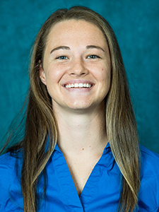 alana_johnson_trainer_headshot_2018_19