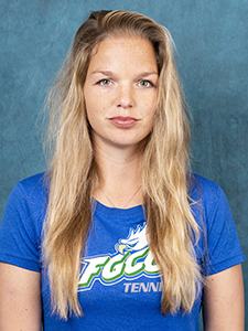 Martina Frantova Head Shot