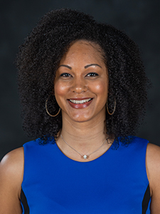 2019-20 mandi pierce headshot