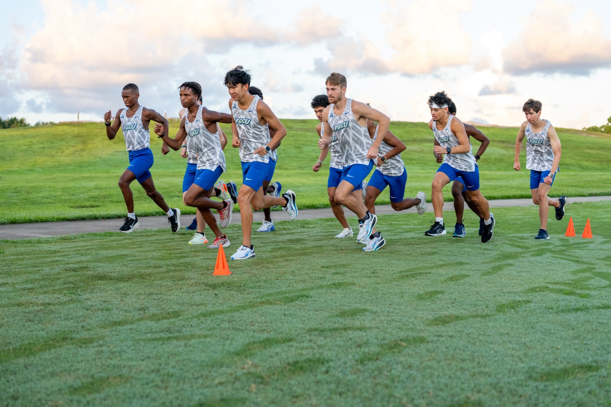 2025 Men's XC Graphic