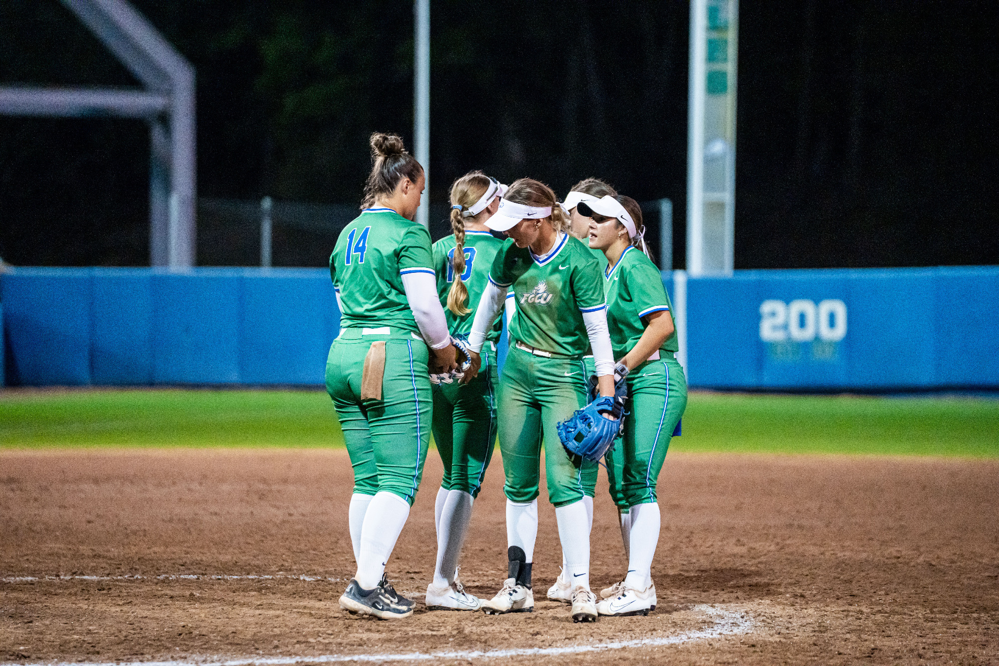 FGCU Softball huddles against Buffalo