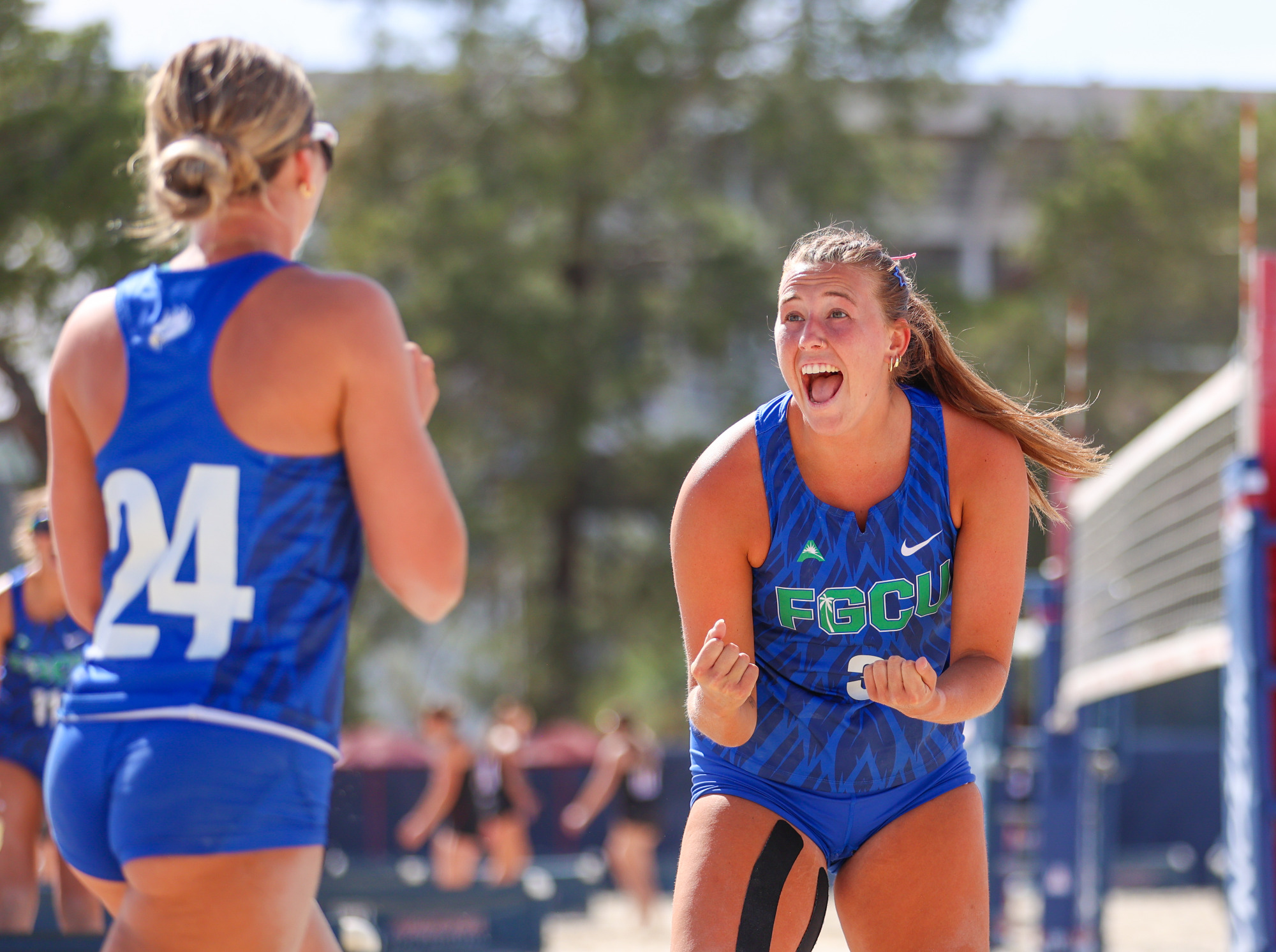  — TUCSON, ARIZ. --  FGCU BVB vs Arizona at Bear Down Beach.April 3, 2026. Photo by Carson Mayeux
