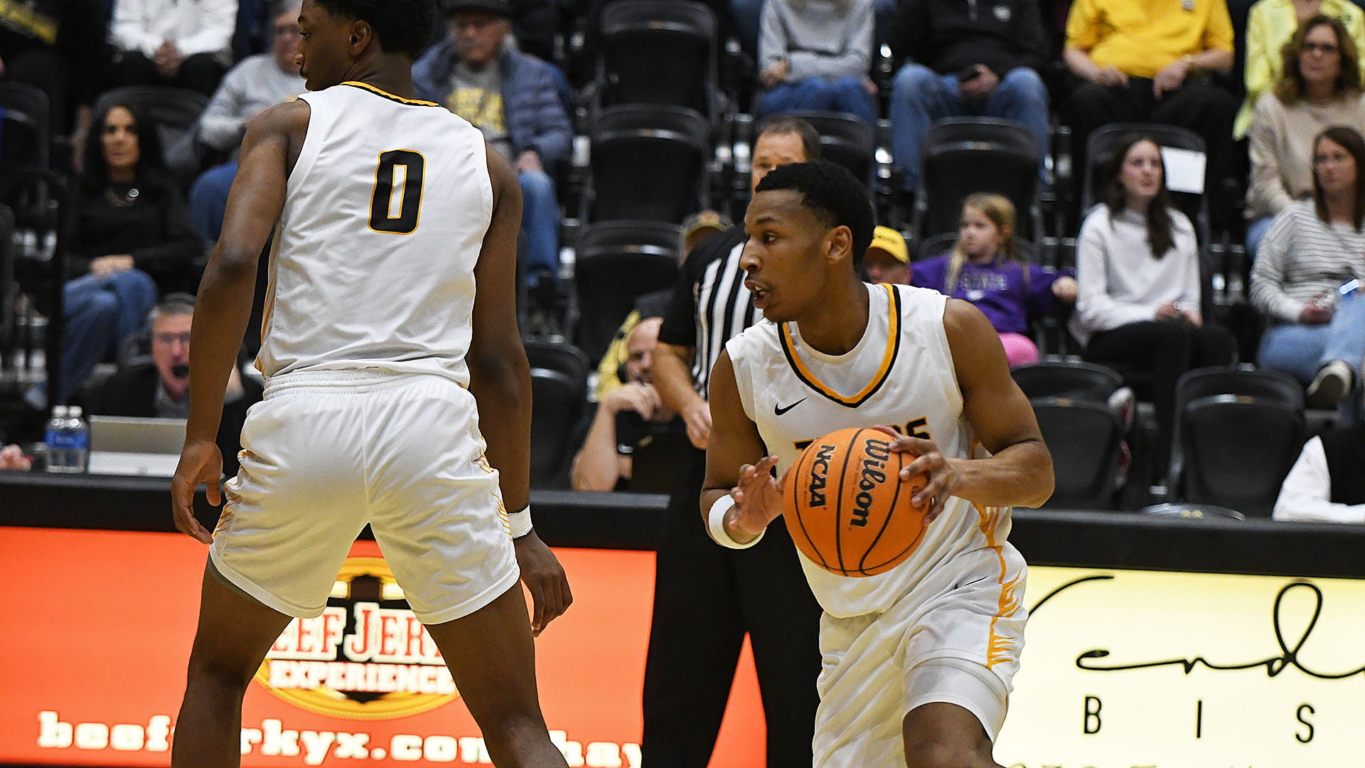 Jahvari Martino action