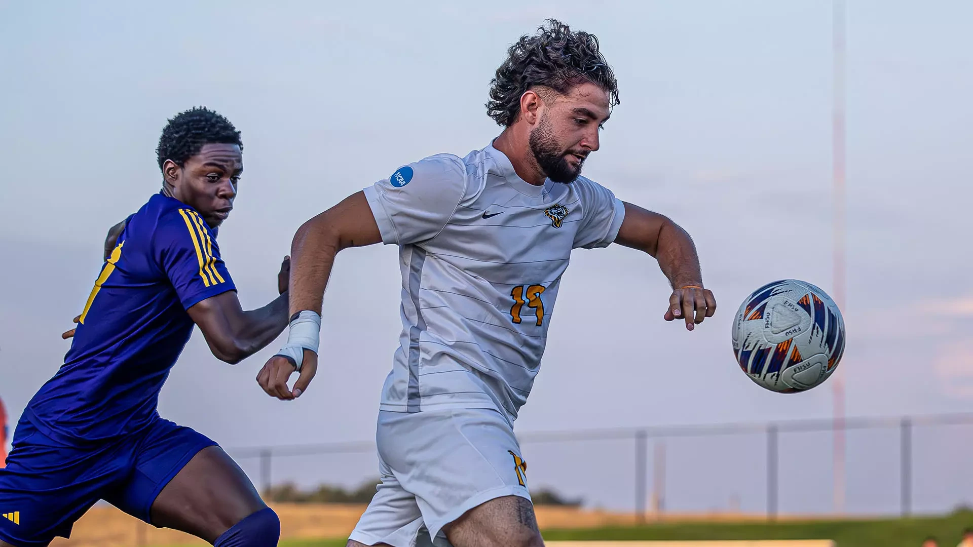 Mario Leal Vales collects a ball during a preseason scrimmage in 2026