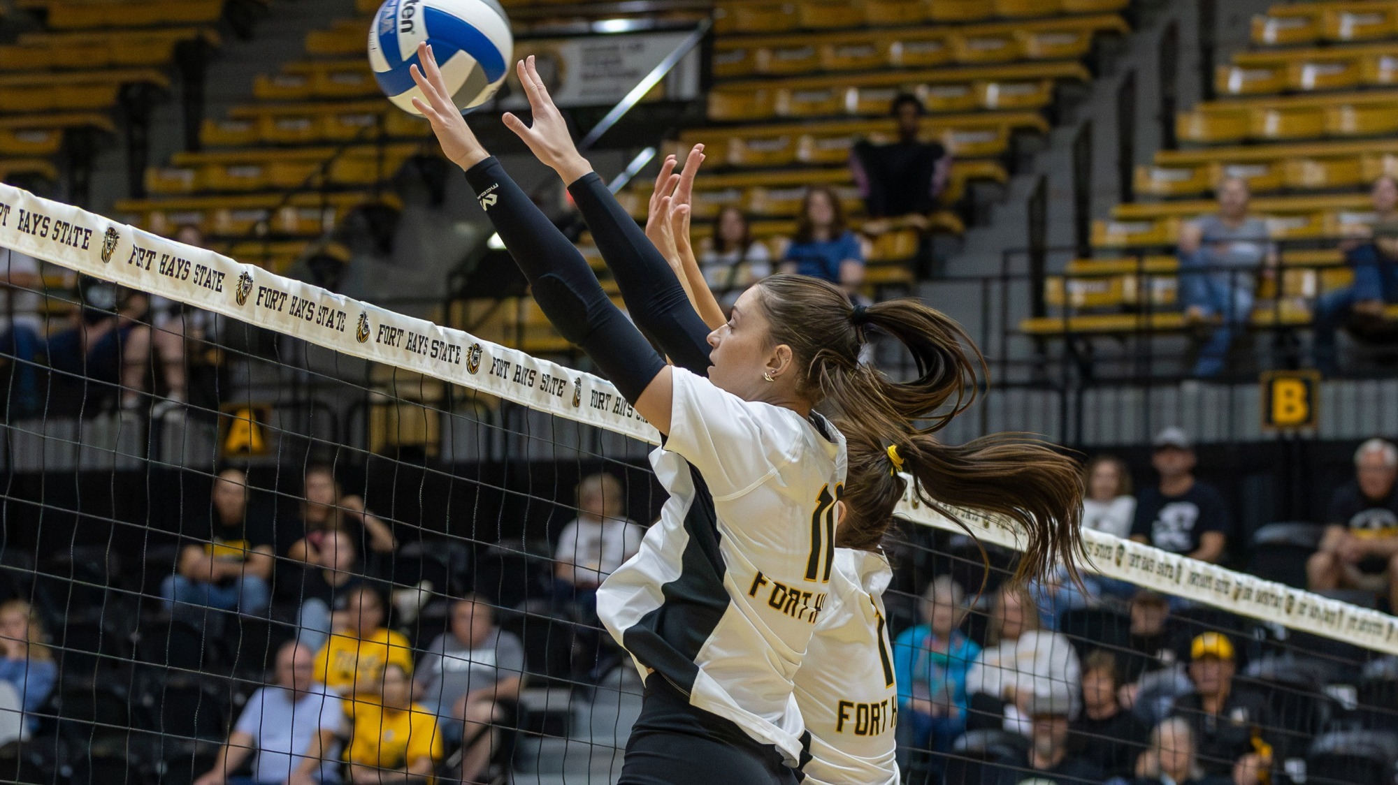 Mylie Brown block vs NSU 10/3/2026