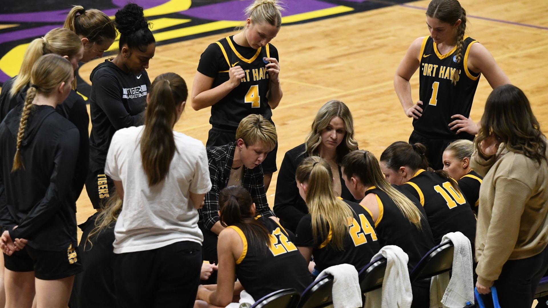 WBB Huddle Region SF 2026