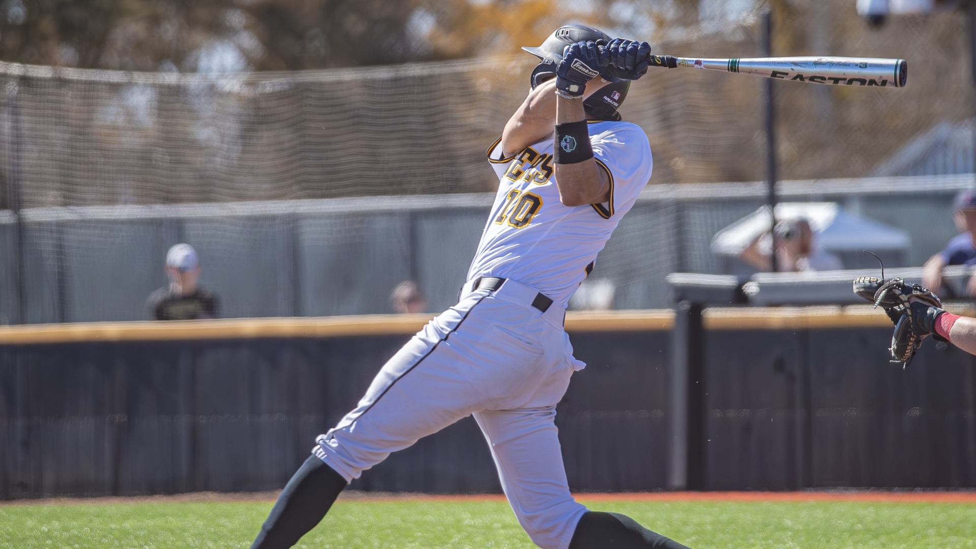 Antonio Avila swing RSU 2026