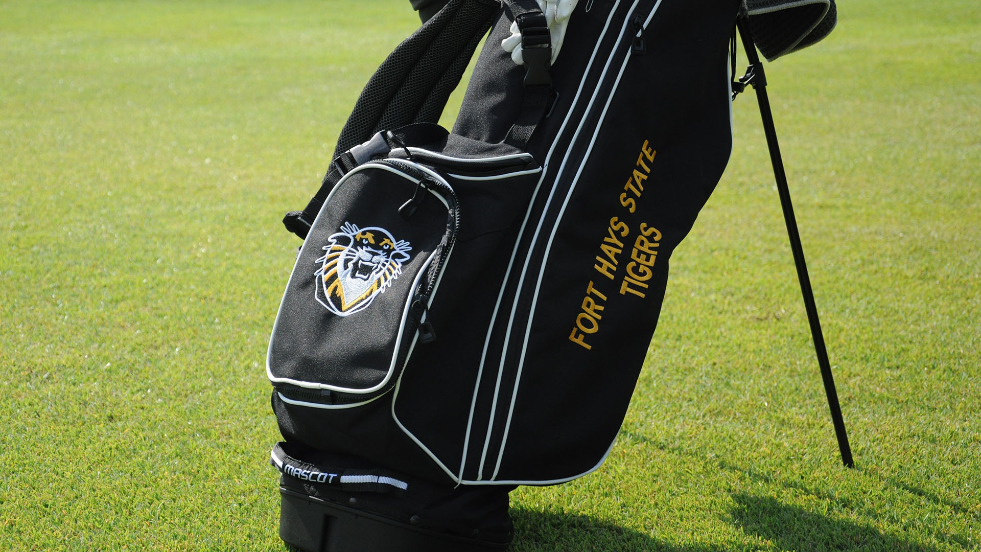 FHSU Golf Bag