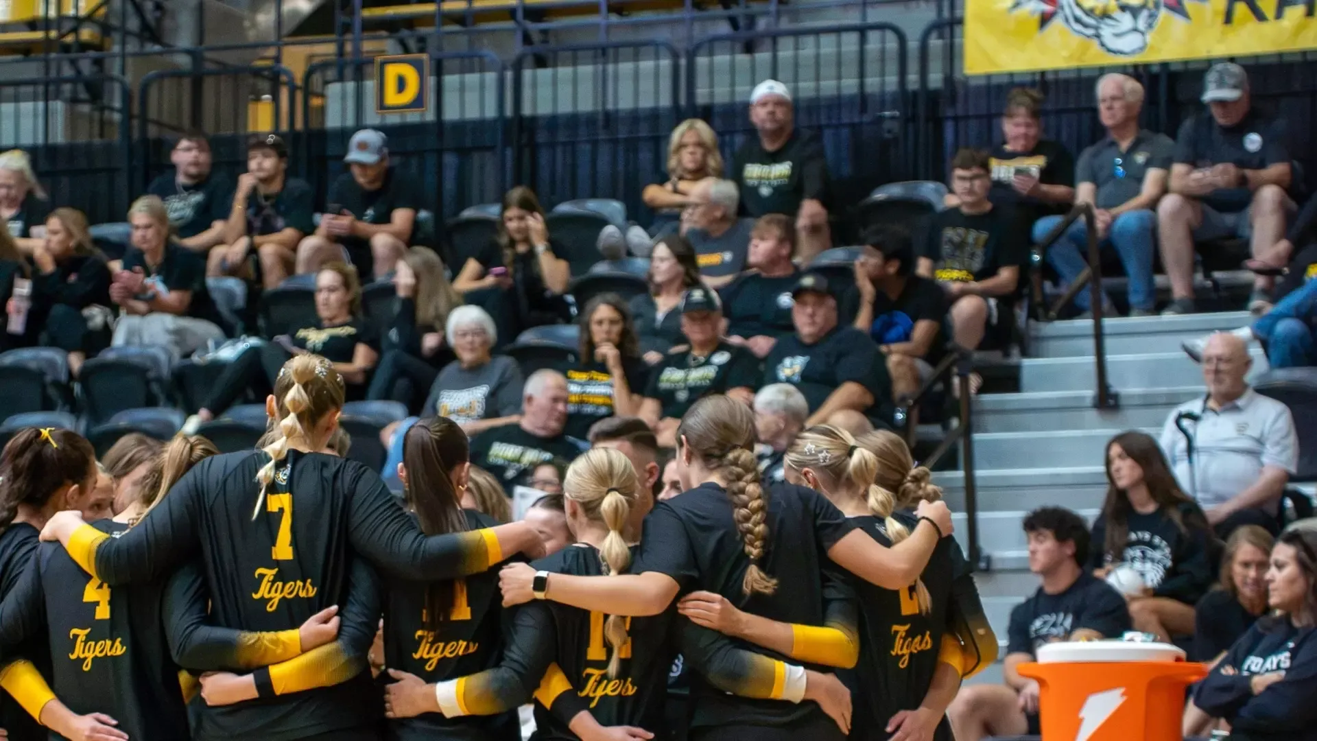 VB huddle UNK 2026