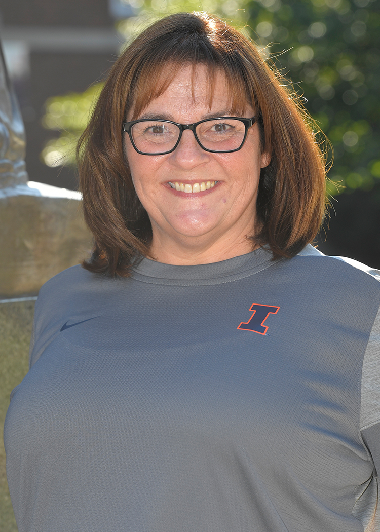 Stephanie Record 2022-23 headshot