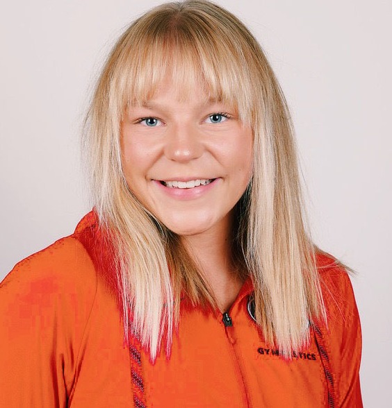 Riley Milbrandt Headshot - 2023