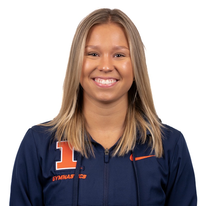 Olivia Bowsman 2023 Headshot