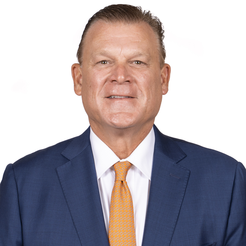 CHAMPAIGN, IL - September 29, 2023 - Illinois Head Coach Brad Underwood headshot taken during 2023-2024 Team Photo Photoshoot at Ubben Basketball Complex in Champaign, IL. Photo By Kevin Snyder 