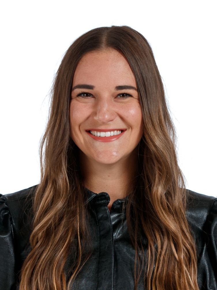 Liza Fruendt head shot
