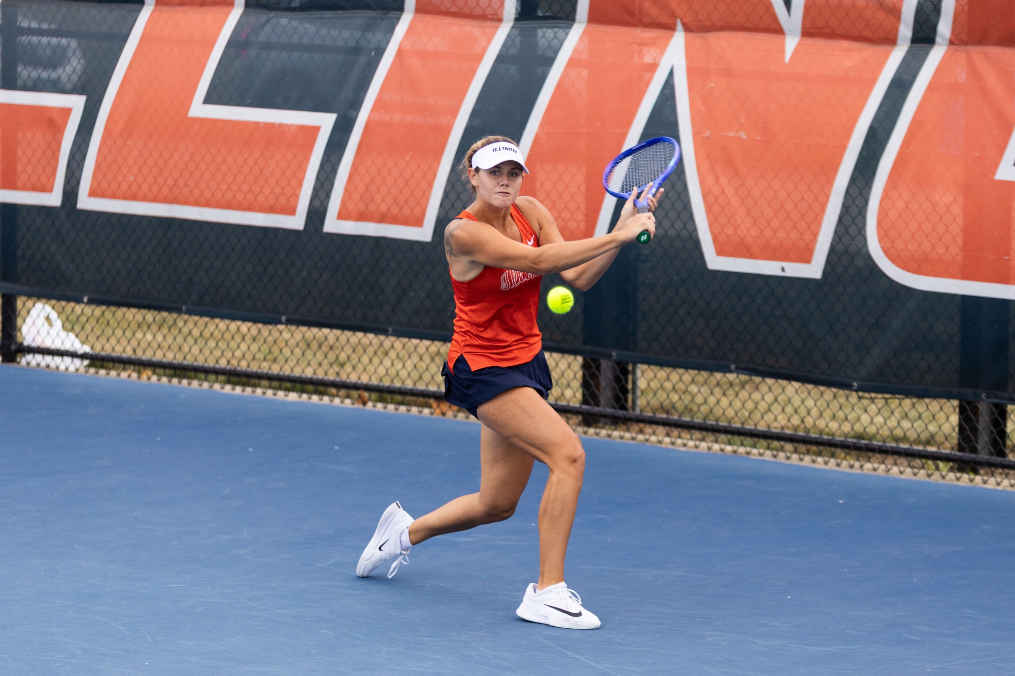 CHAMPAIGN, IL - October 17, 2025 - McKenna Schaefbauer during the ITA Midwest Regionals at Atkins Tennis Center in Champaign, IL. Photo By Sofi Klein/Fighting Illini