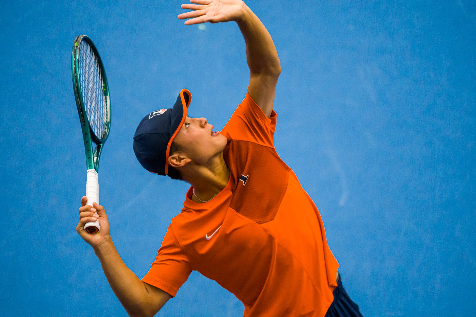 CHAMPAIGN, IL - January 16, 2026 - Jeremy Zhang during the match between the Mississippi State Bulldogs and the Illinois Fighting Illini at Atkins Tennis Center in Champaign, IL. Photo By Lucas Sun