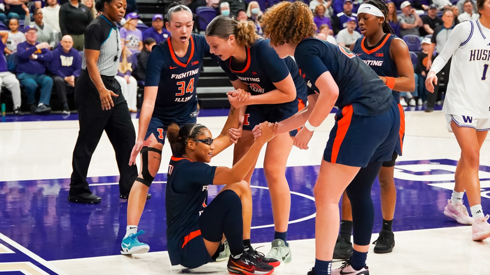 Illinois WBB at Washington