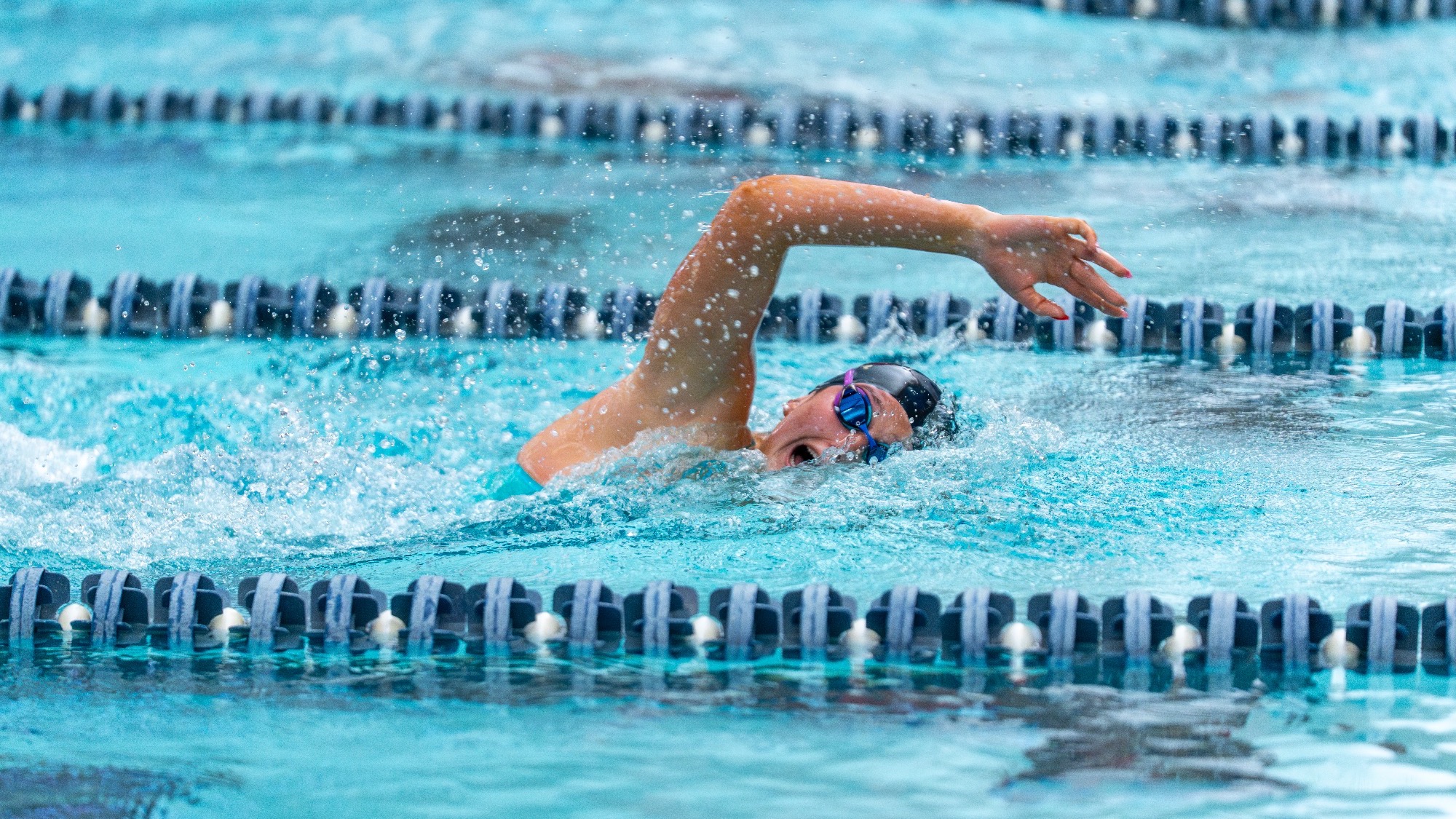 Michelle Kaner swimming