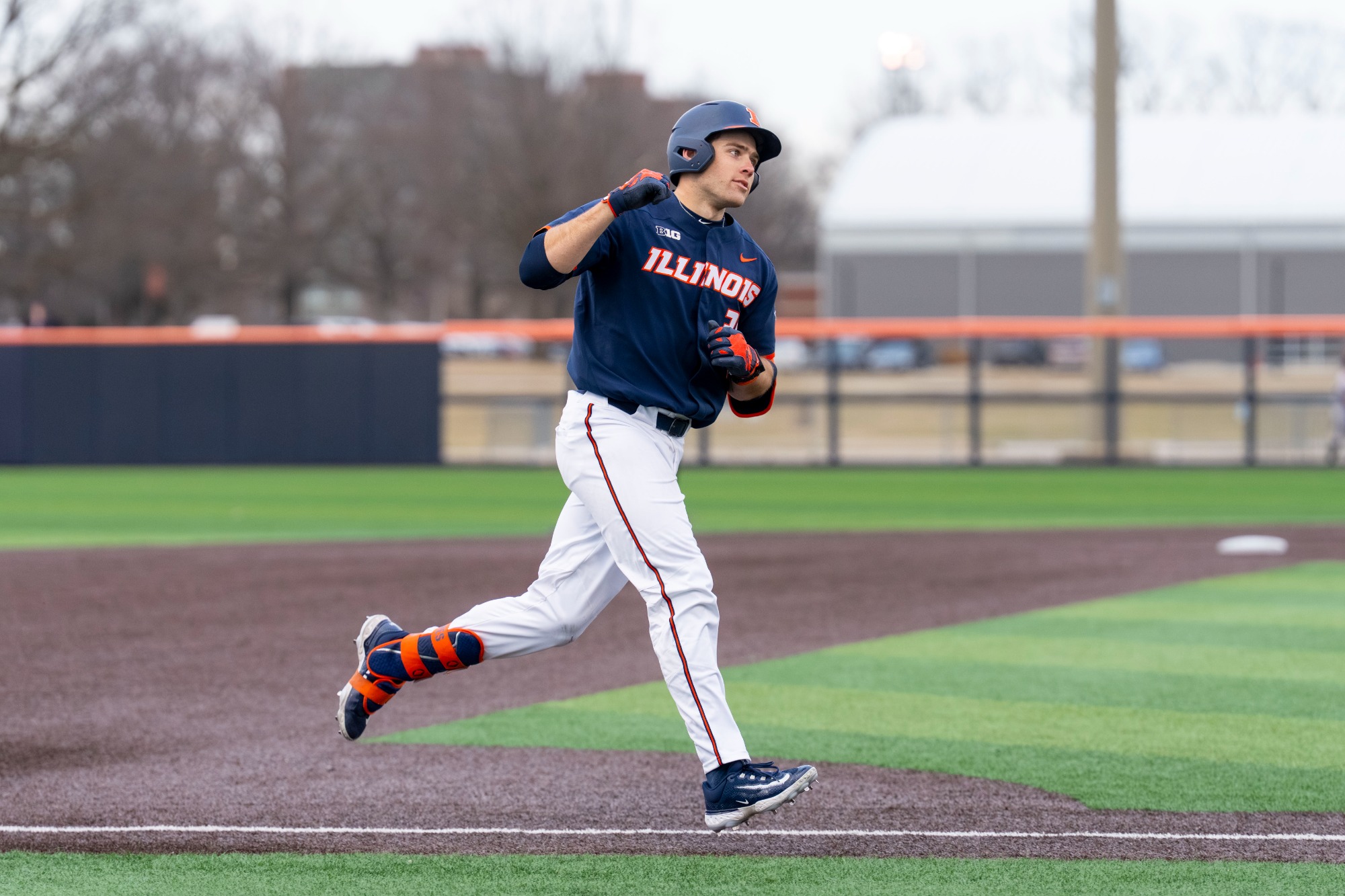 CHAMPAIGN, IL - February 25, 2026 - Catcher / First Baseman Will Johannes (#35) during the game between the Lindenwood Lions and the Illinois Fighting Illini at Illinois Field in Champaign, IL. Photo By Ashley Ray/Fighting Illini