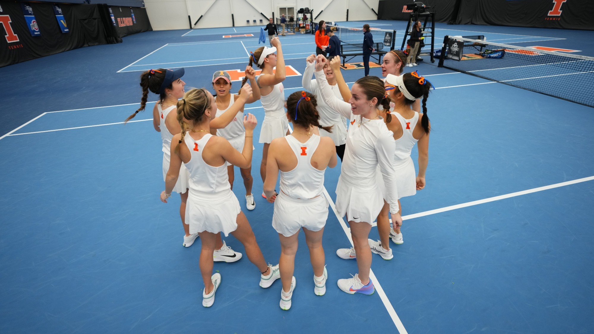 Team huddle vs. Duke