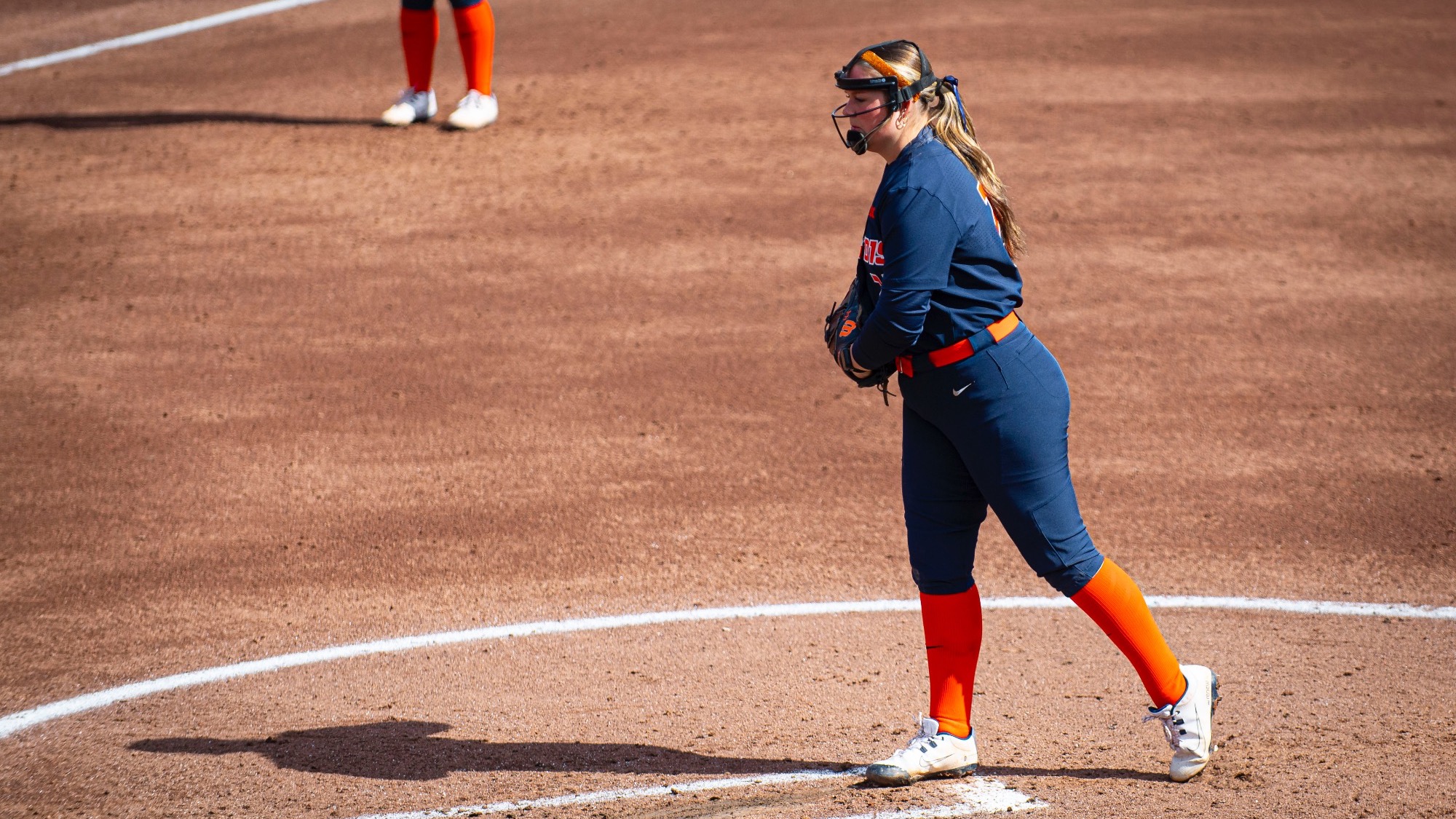 Danika Frazier pitching