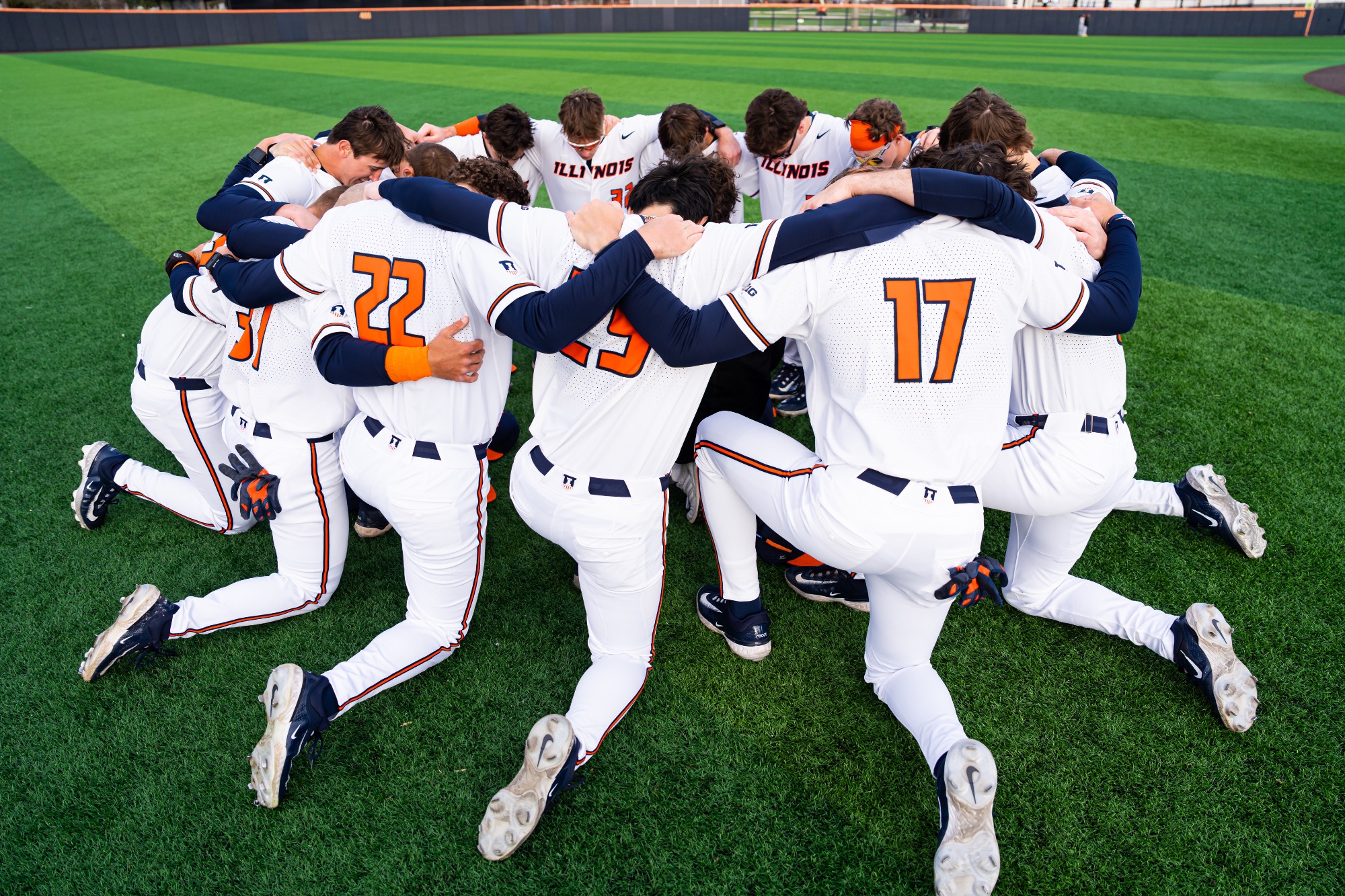 CHAMPAIGN, IL - March 13, 2026 - The Fighting Illini  during the game between the Minnesota Golden Gophers and the Illinois Fighting Illini at Illinois Field in Champaign, IL. Photo By Lucas Sun