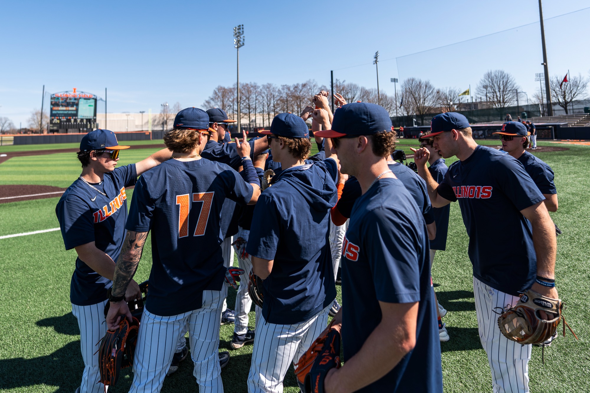 CHAMPAIGN, IL - March 21, 2026 - The Fighting Illini during the game between the Rutgers Scarlet Knights and the Illinois Fighting Illini at Illinois Field in Champaign, IL. Photo By Knox Mynatt/Fighting Illini