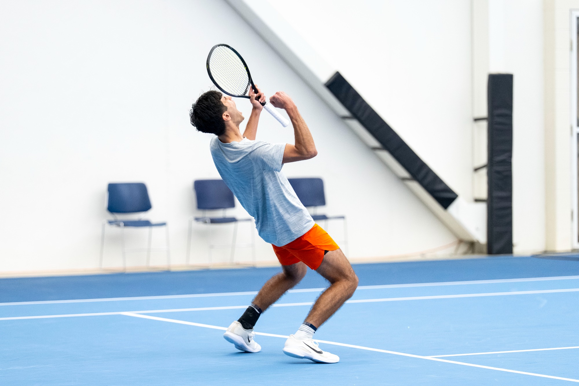 CHAMPAIGN, IL - March 22, 2026 - Zach Viiala during the match between the Michigan State Spartans and the Illinois Fighting Illini at Atkins Tennis Center in Champaign, IL. Photo By Ashley Ray/Fighting Illini