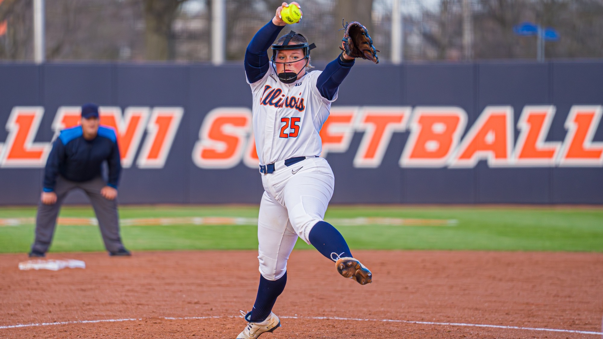 Danika Frazier pitching