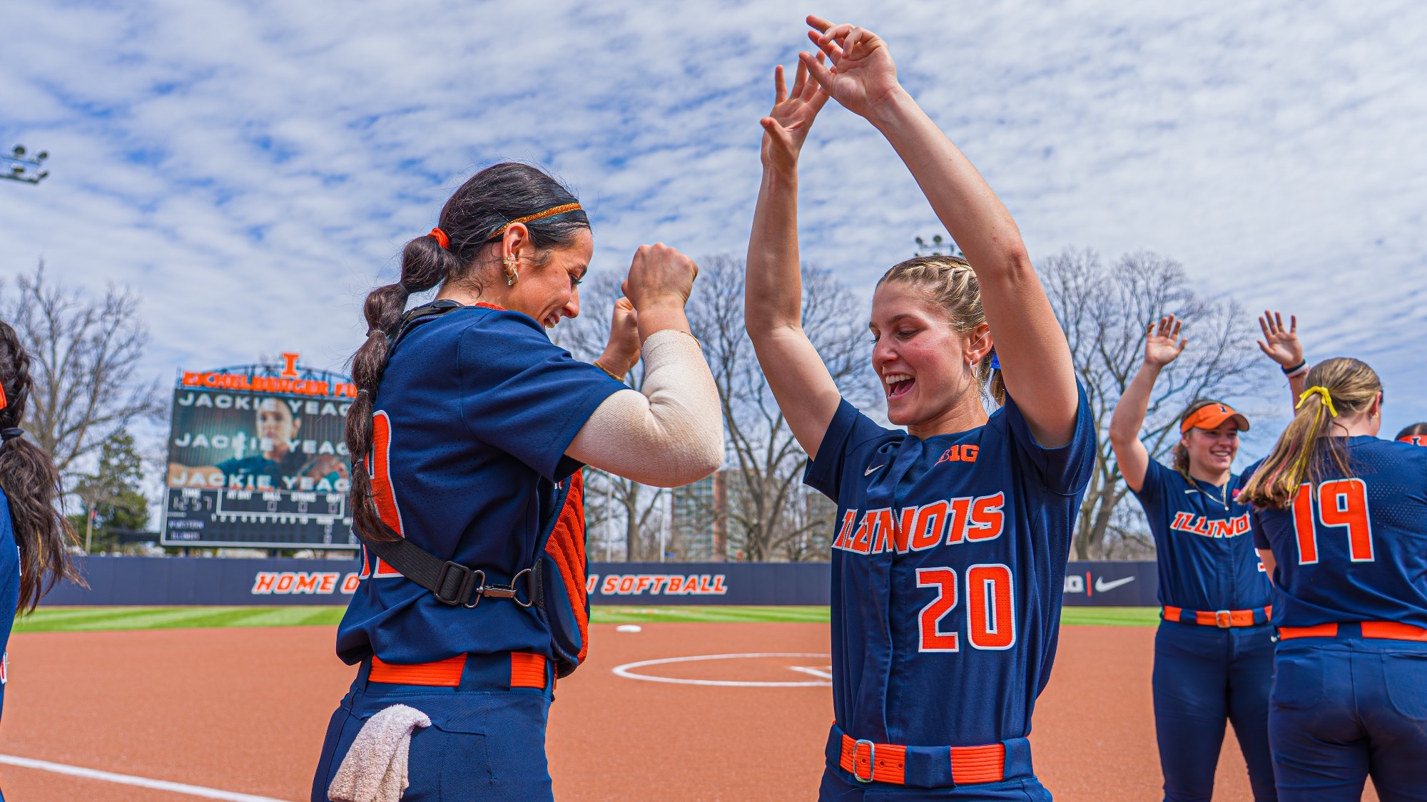 Jackie Yeager and Taylor Porter pre-game 
