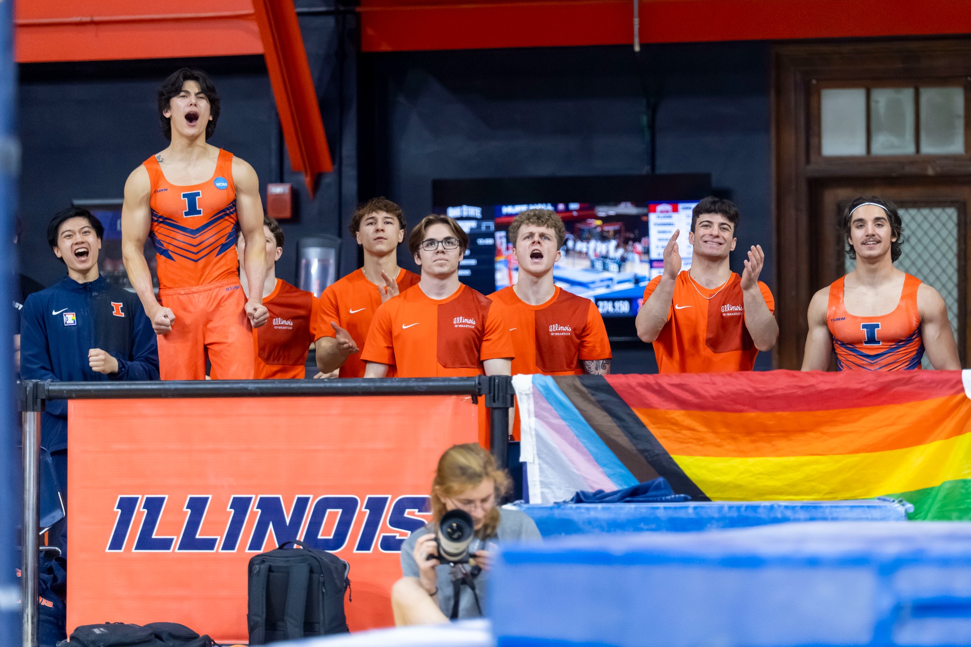 CHAMPAIGN, IL - March 07, 2026 - The Fighting Illini during the meet between the Ohio State Buckeyes and the Illinois Fighting Illini at Huff Hall in Champaign, IL. Photo By Ashley Ray/Fighting Illini