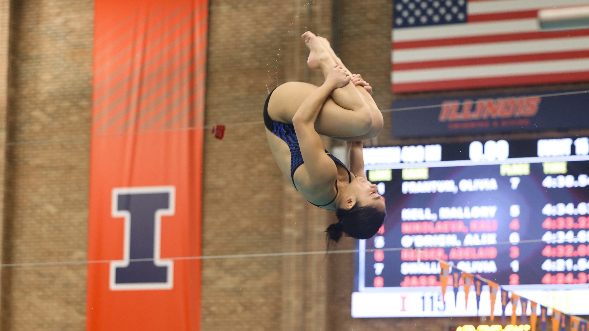 Elle Crisostomo diving