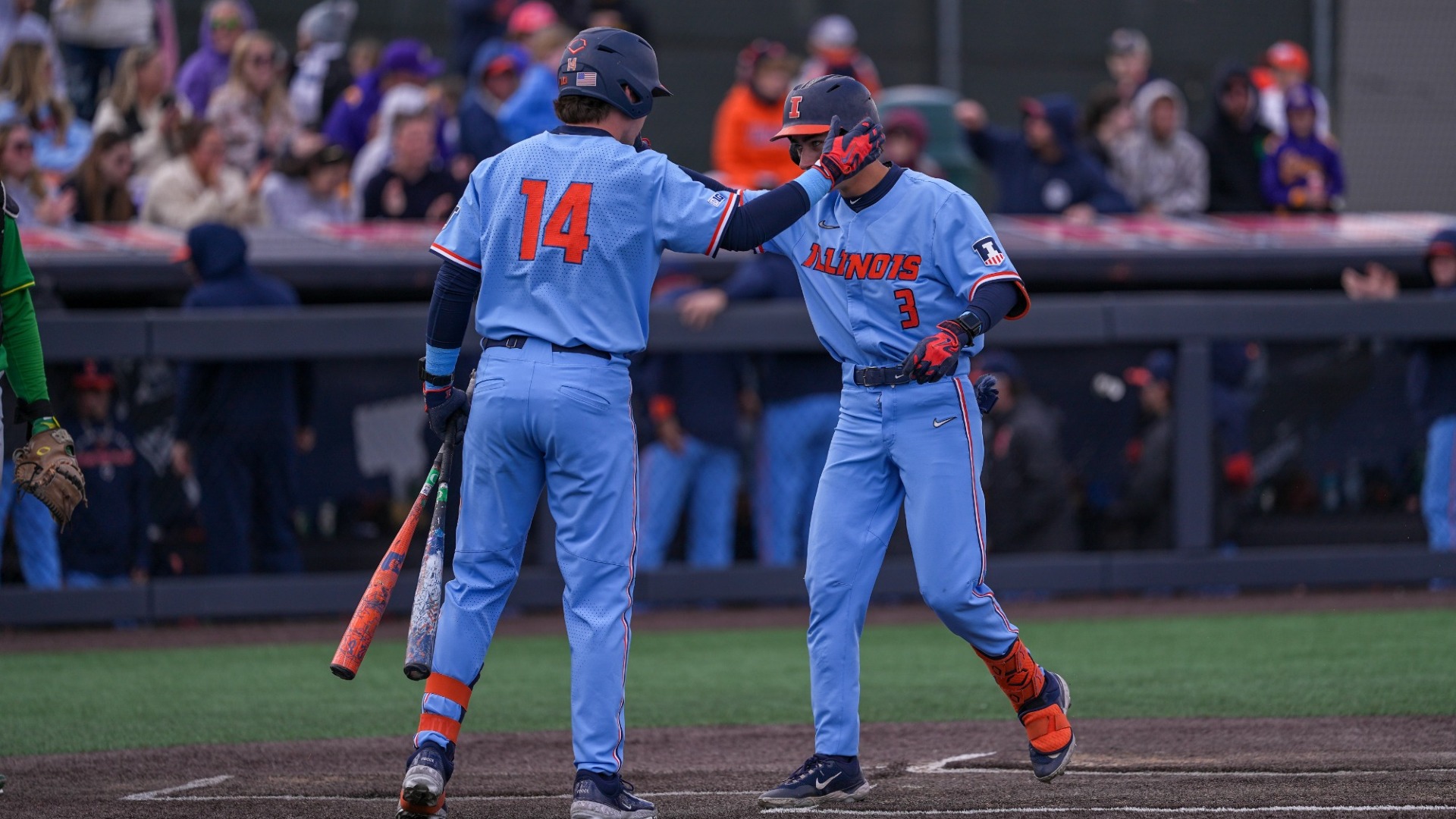ILLINI BASE - vs Oregon Game 3 - Farina/Putty