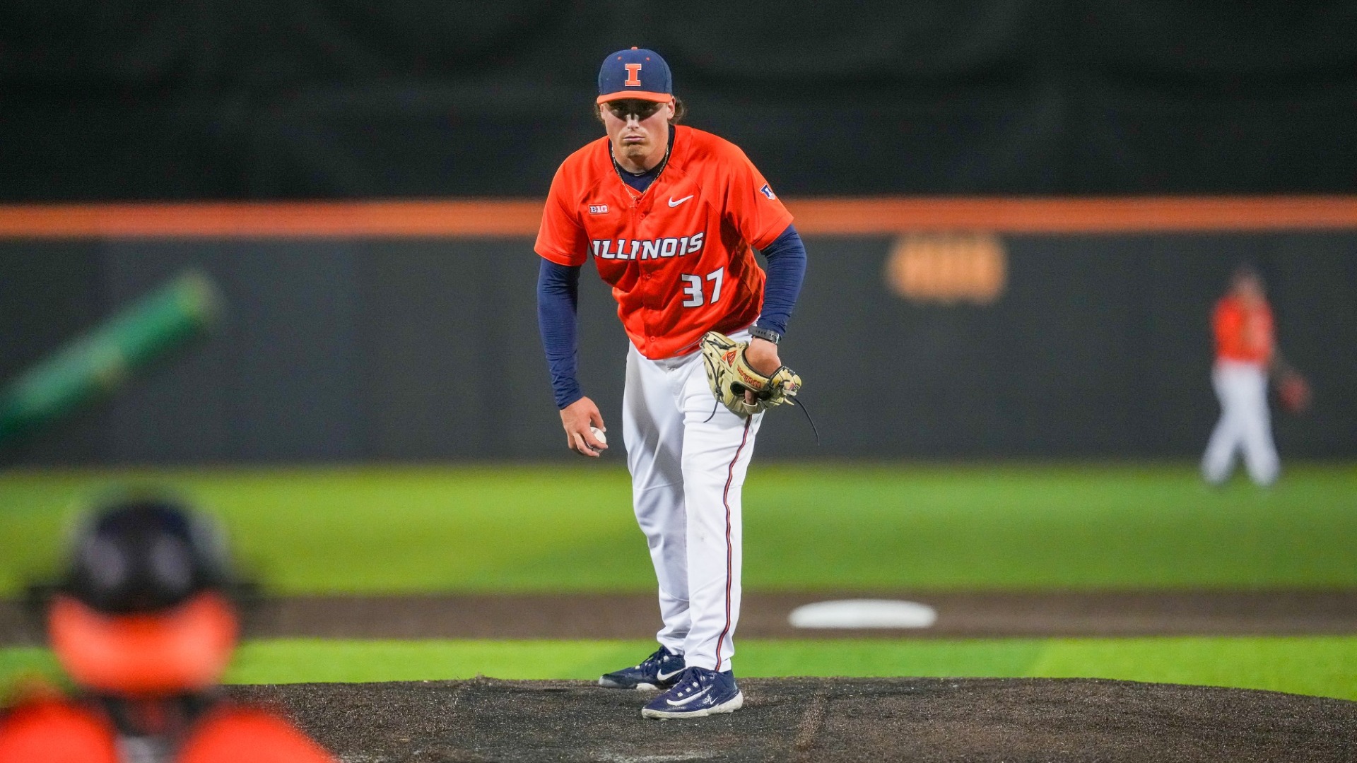 ILLINI BASE - vs Roosevelt - Sam Mommer